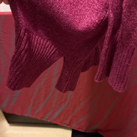 Raspberry sweater - Picture 5 of 5